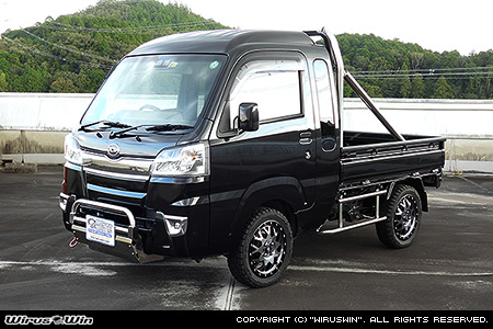 トヨタ ピクシス トラック（EBD-S500U・EBD-S510U｜2WD・4WD）用グリルバンパー