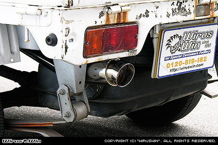 マツダ スクラム トラック（V-DJ51T・V-DJ51B・V-DK51T・V-DK51B｜2WD・4WD｜ヘッドライト形状：丸目タイプ）用コンパクトマフラー スポーツタイプ