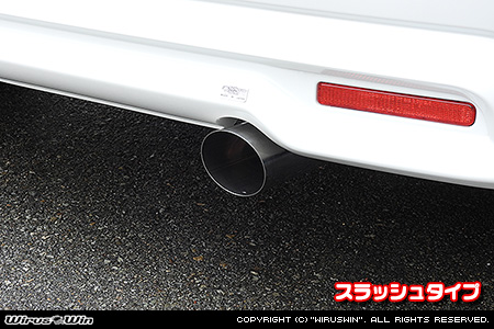 スズキ ソリオ・ソリオ バンディット（5AA-MAD7S・DAA-MA46S・DAA-MA36S・DBA-MA26S｜ガソリン車・ハイブリッド車・マイルドハイブリッド車｜2WD）用コンパクトマフラー スラッシュタイプ