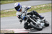 WirusWin XR100モタード＋ツヨシ選手